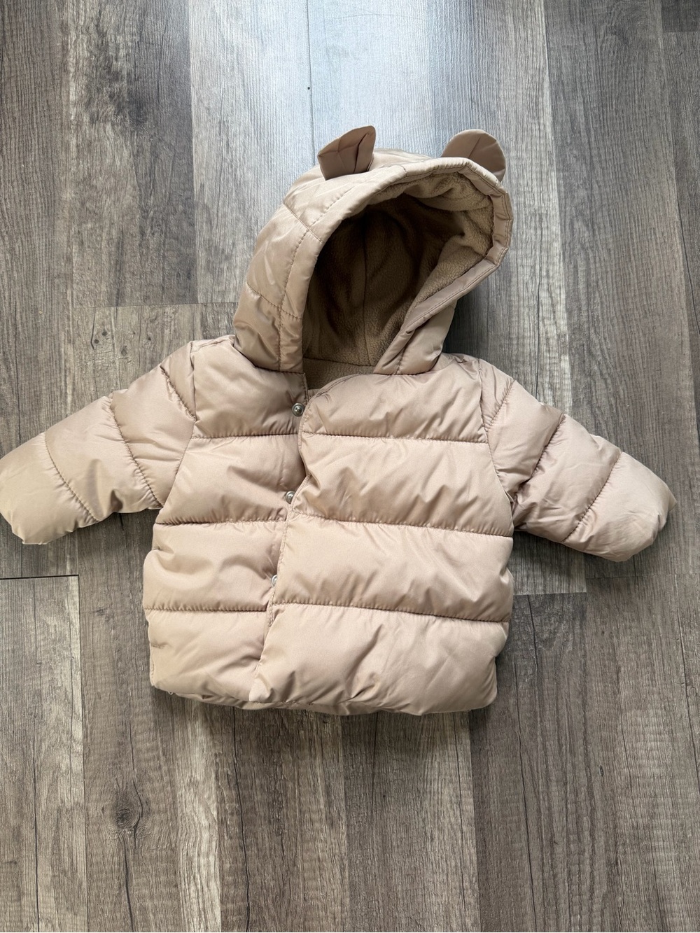 Old Navy Infant Plush Fleece Jacket in Beige